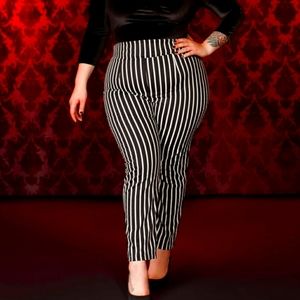 CIGARETTE PANTS IN BLACK & WHITE VICTORIAN STRIPE